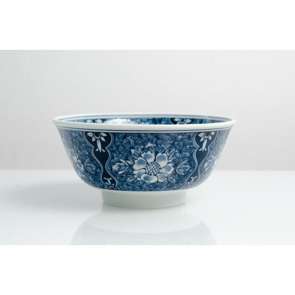 Japanese Vintage Bowl with Blue Floral Pattern - Picture 2 of 4